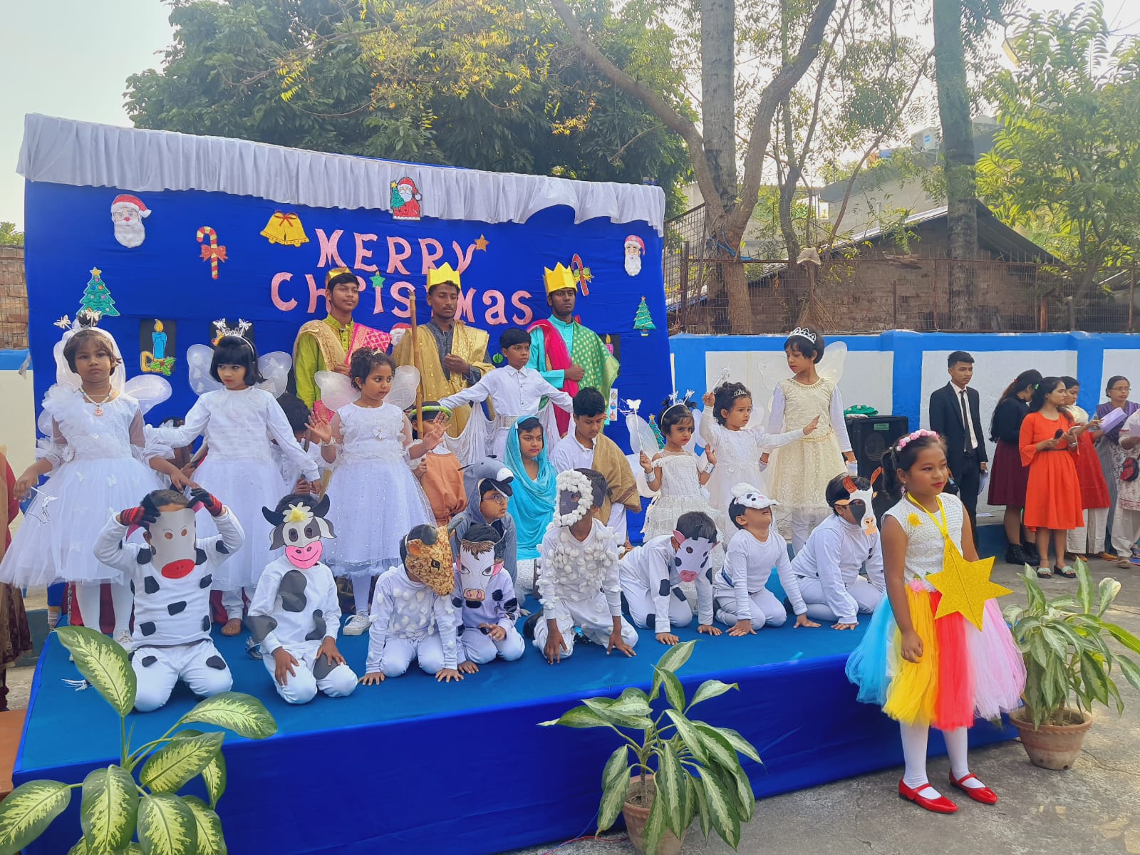NATIVITY PLAY 